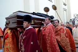 Поховали єпископа Софрона Мудрого.(ФОТО,ВІДЕО)